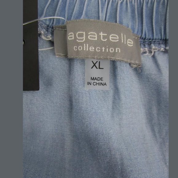 Bagatelle Cold Shoulder Ruffle Top Blue Size XL - Picture 7 of 8